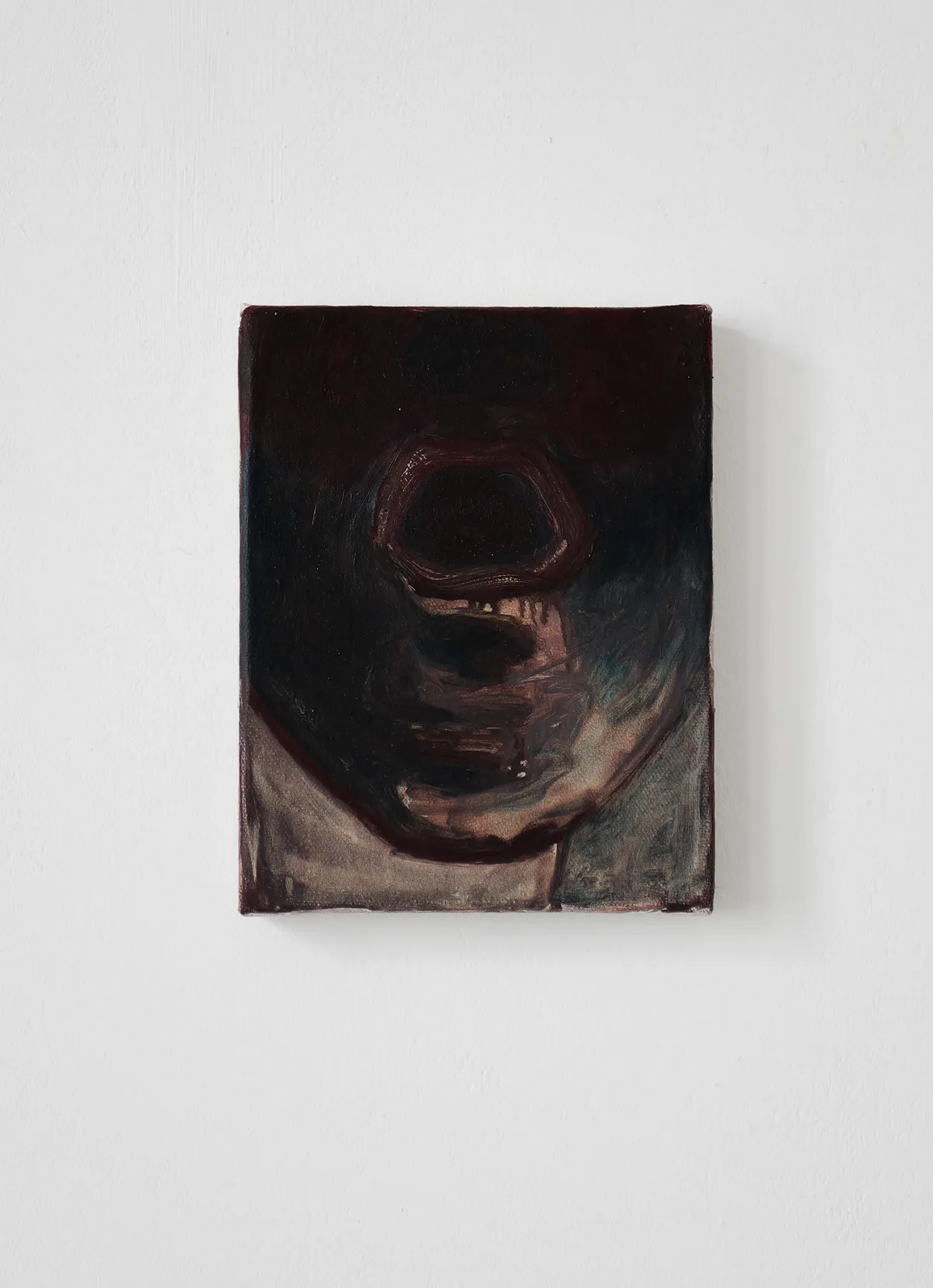 Cri, 2024, Oil on linen-cotton, 18 x 14 x 2,5 cm, Private collection